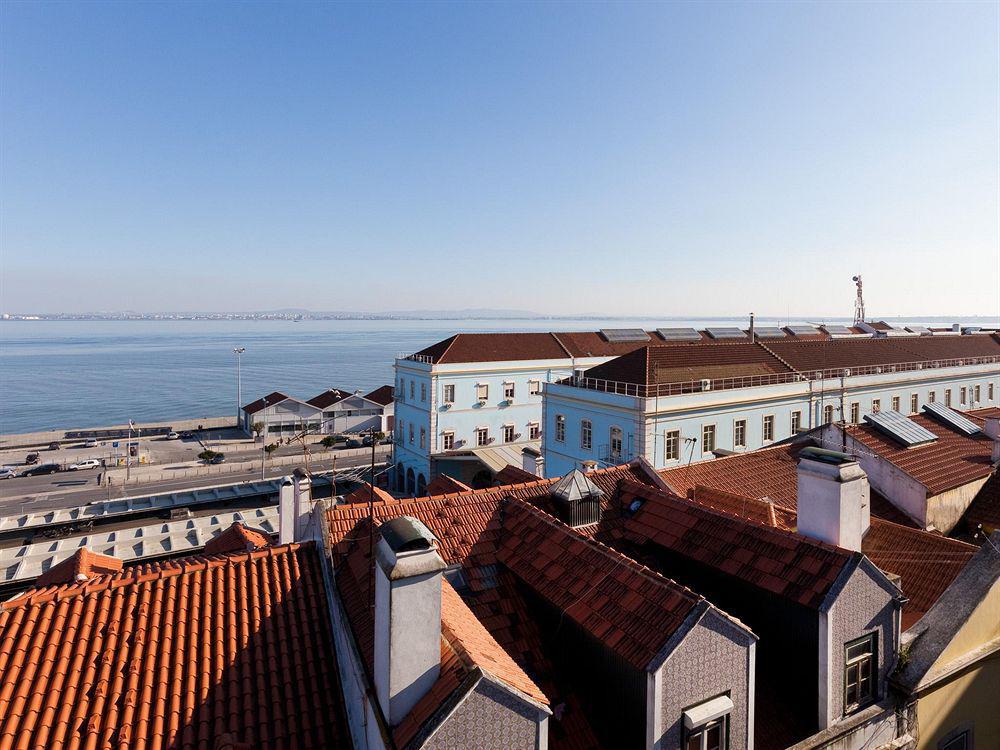 Hello Santa Apolónia Lisboa